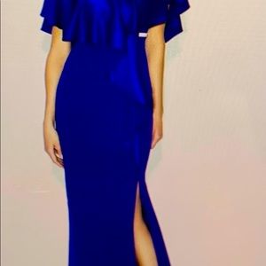 A beautiful brand new, never worn Daymor gown.